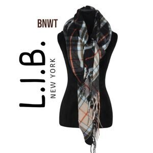 BNWT L.I.B. New York Oversized Plaid Scarf